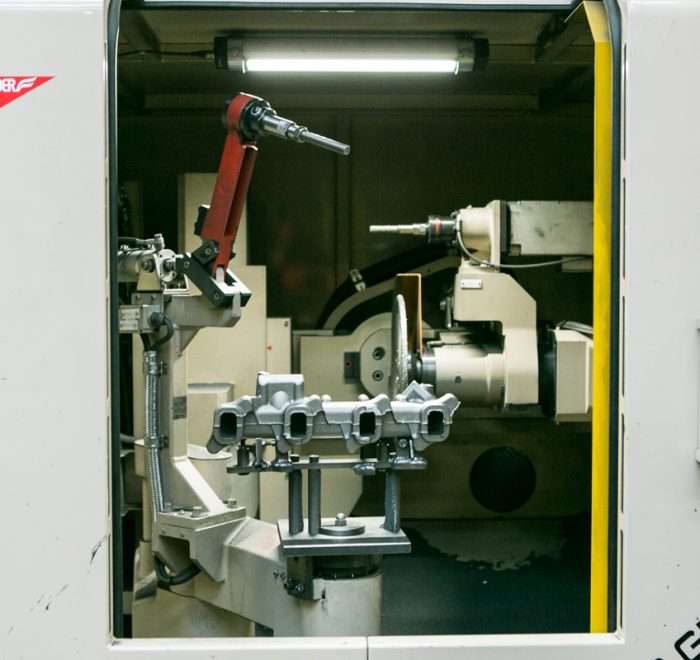 Tecnologie unità produttive reparto sbavatura